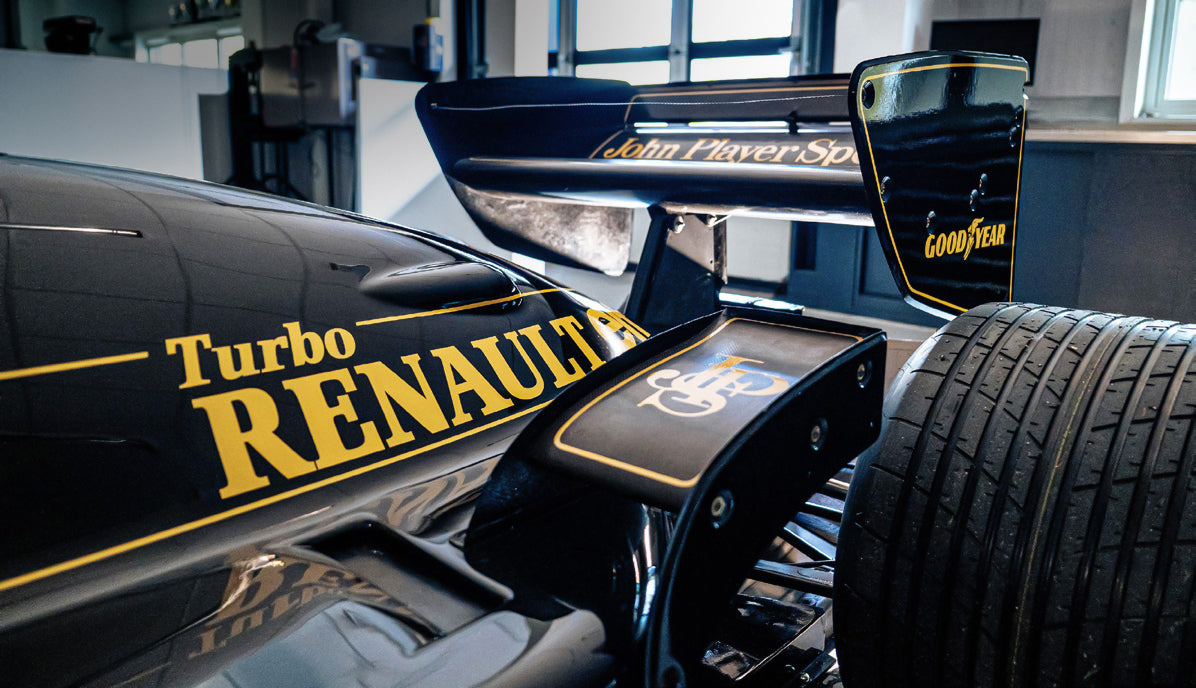 LOTUS 97T REVEALED AS MEMENTO EXCLUSIVES CLASSIC SHOW CAR PROJECT - image 3 of 4