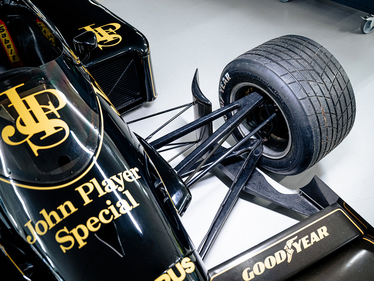 LOTUS 97T REVEALED AS MEMENTO EXCLUSIVES CLASSIC SHOW CAR PROJECT - image 4 of 4