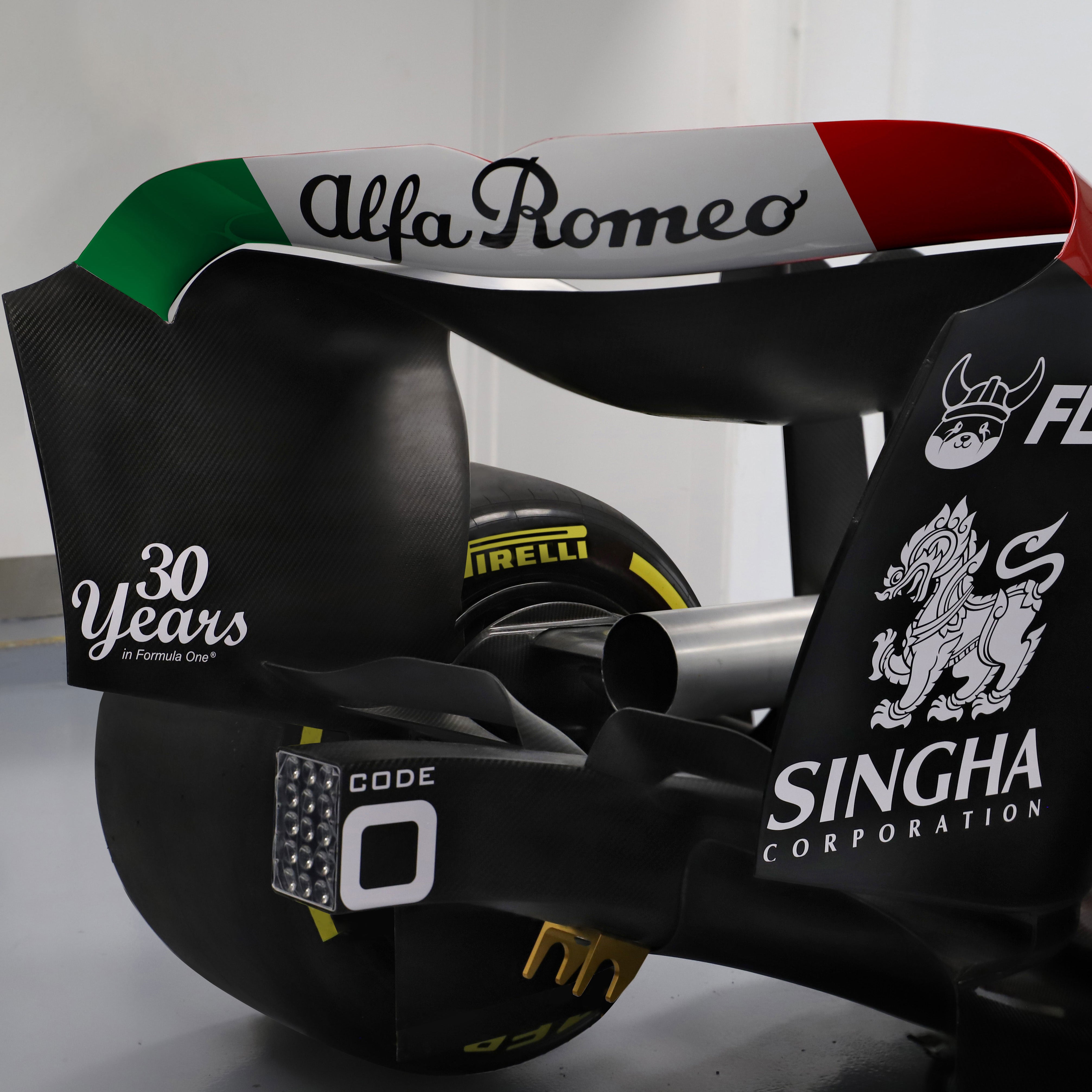 2022 Alfa Romeo F1 Team ORLEN Official Show Car Azerbaijan GP Livery